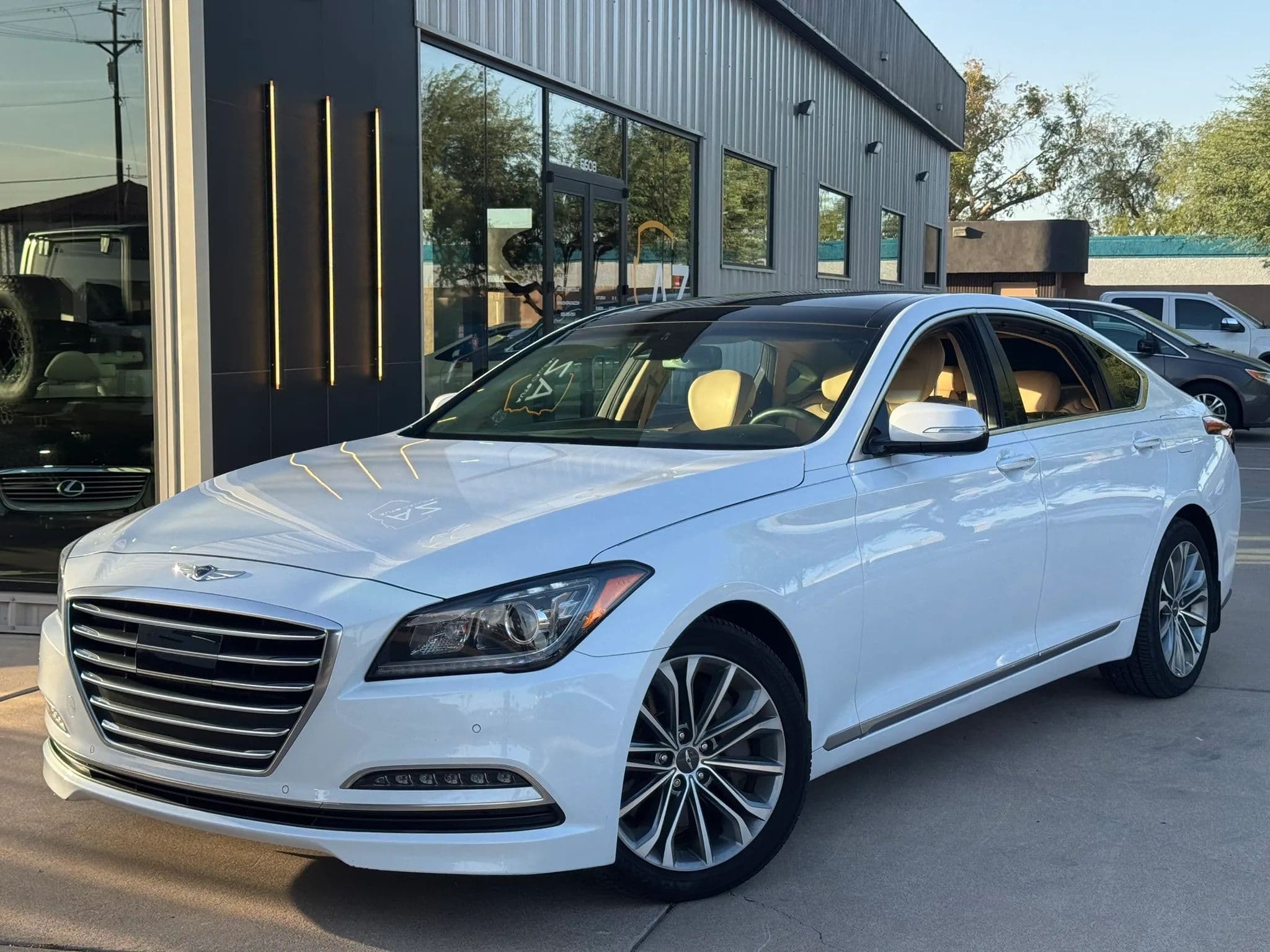 2017 Genesis G80