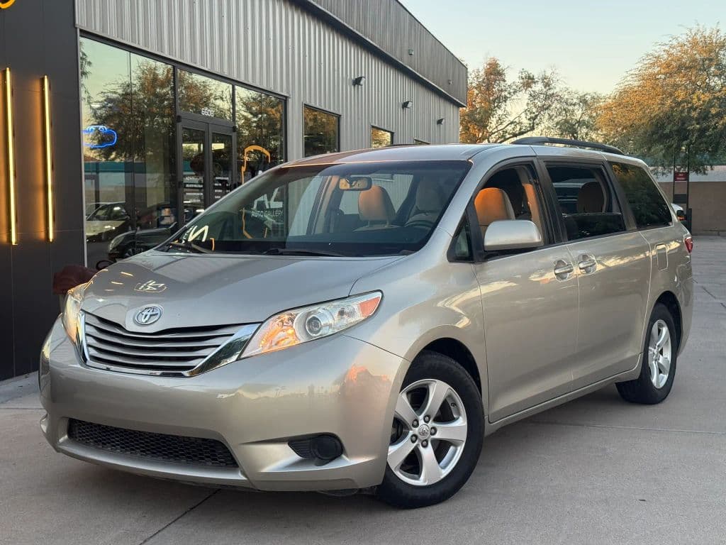 2015 Toyota Sienna